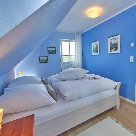 Kluenderberg In Mit Kamin, Terrasse, Strandkorb Apartment