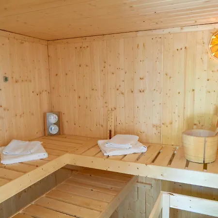 Kluenderberg In Mit Kamin, Terrasse, Strandkorb *